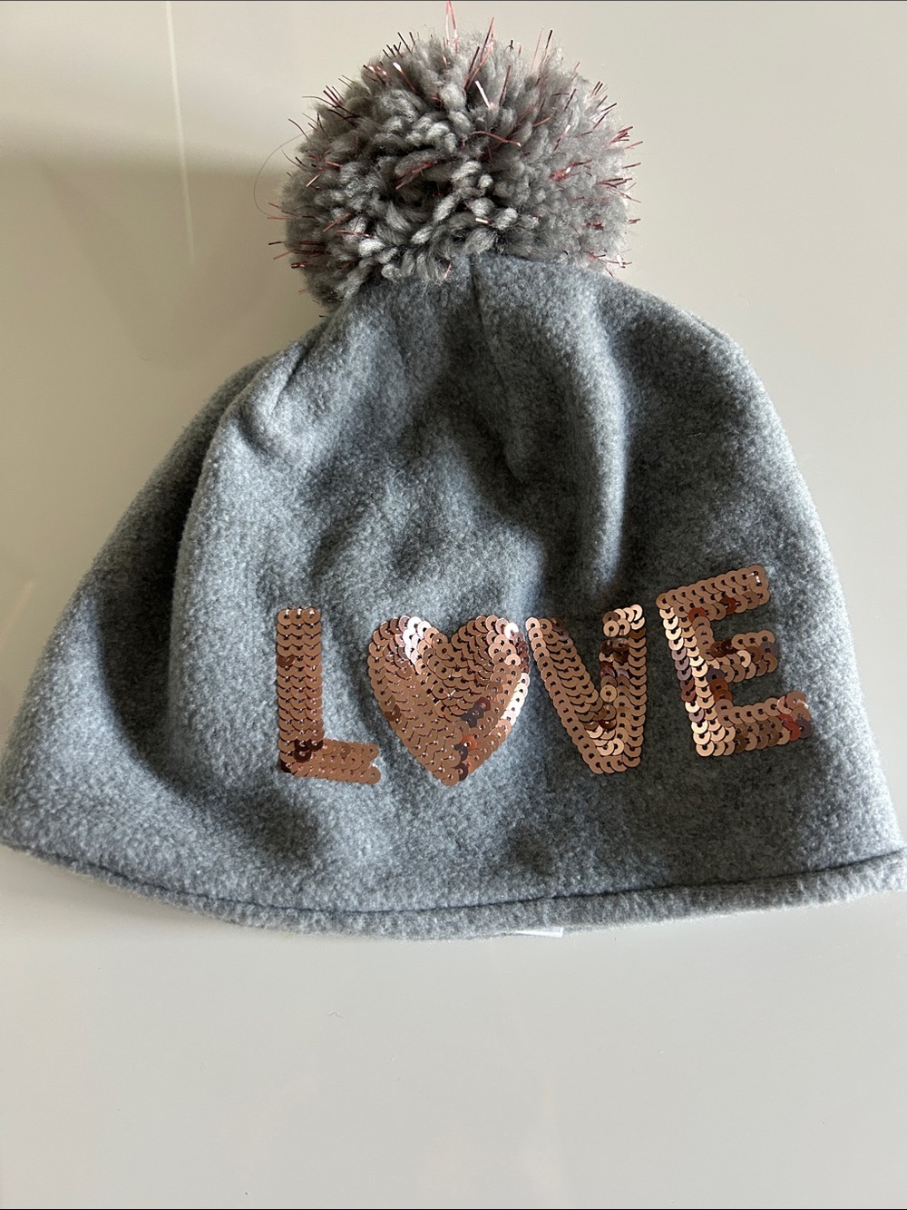 GAP Grey Kids Pom-Pom Beanie with Rose Gold Sequin LOVE size girls S/M